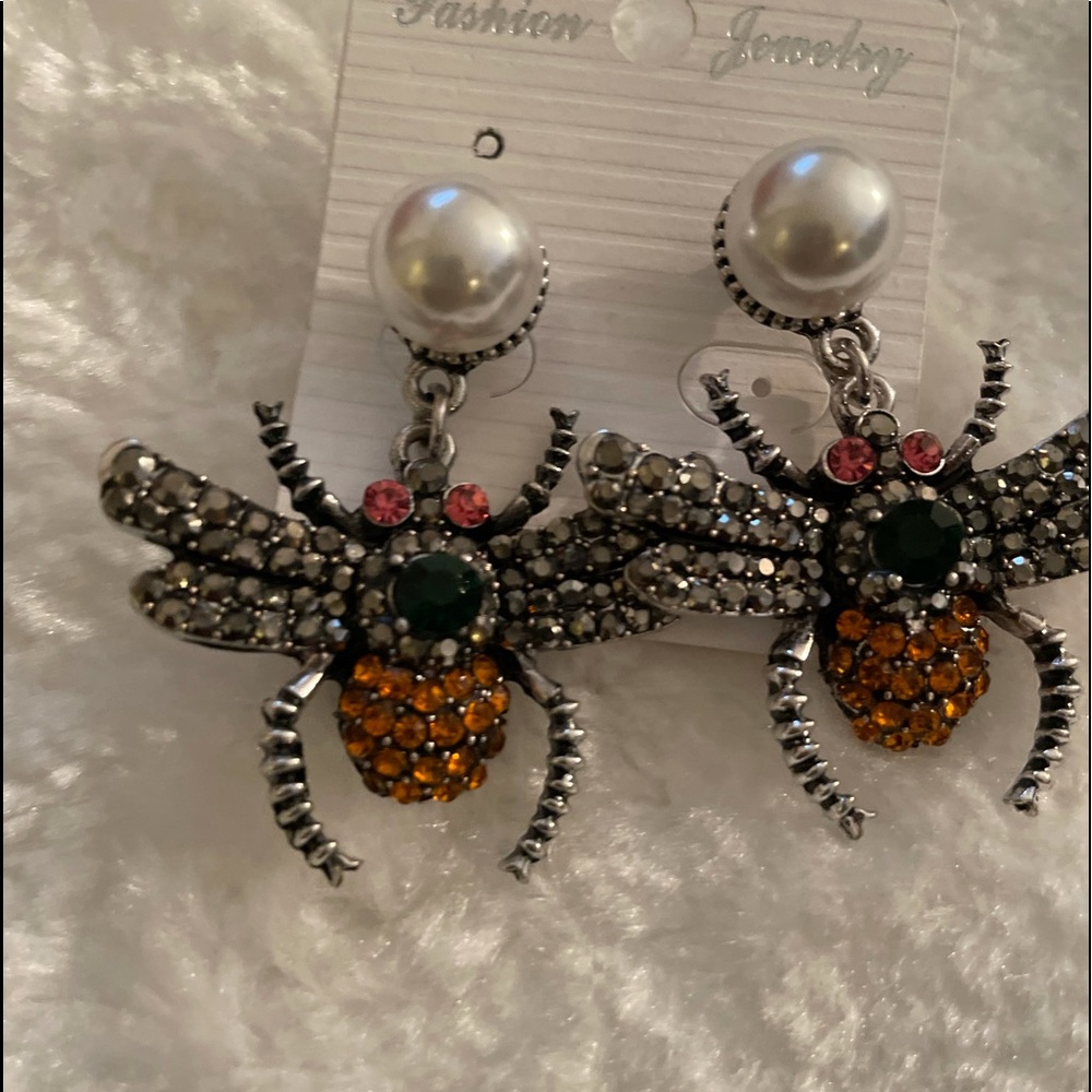 Reyzahn Fashion Jewelry Beetle drop earrings